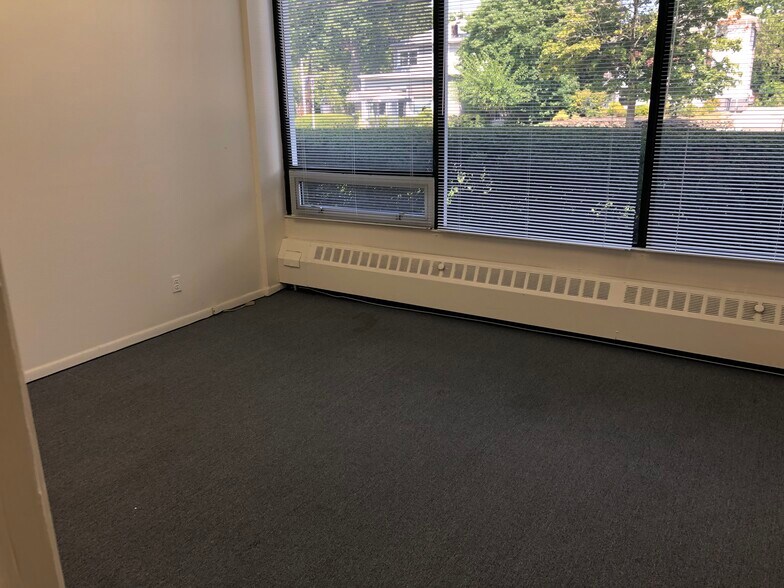 More Photos Of 600 Palisade Ave, Englewood Cliffs Office For Lease