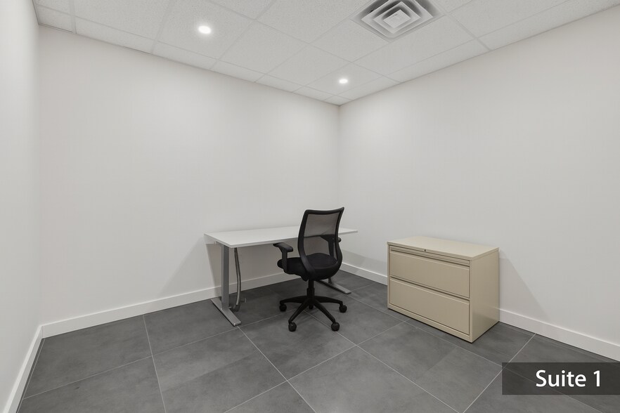 More Photos Of 10410 Boul Gouin O, Roxboro Office For Sale