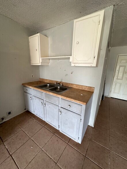 More Photos Of 4329 N Flores St, Edinburg Apartments For Sale
