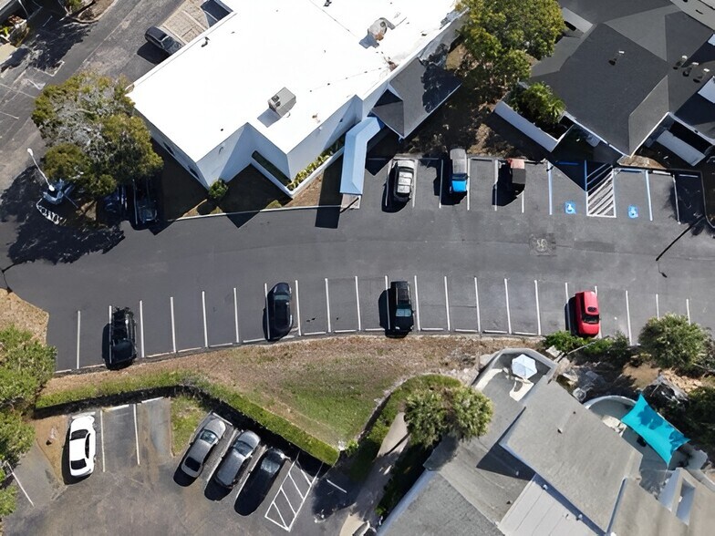 More Photos Of 617 Lakeview Rd, Clearwater Medical For Lease