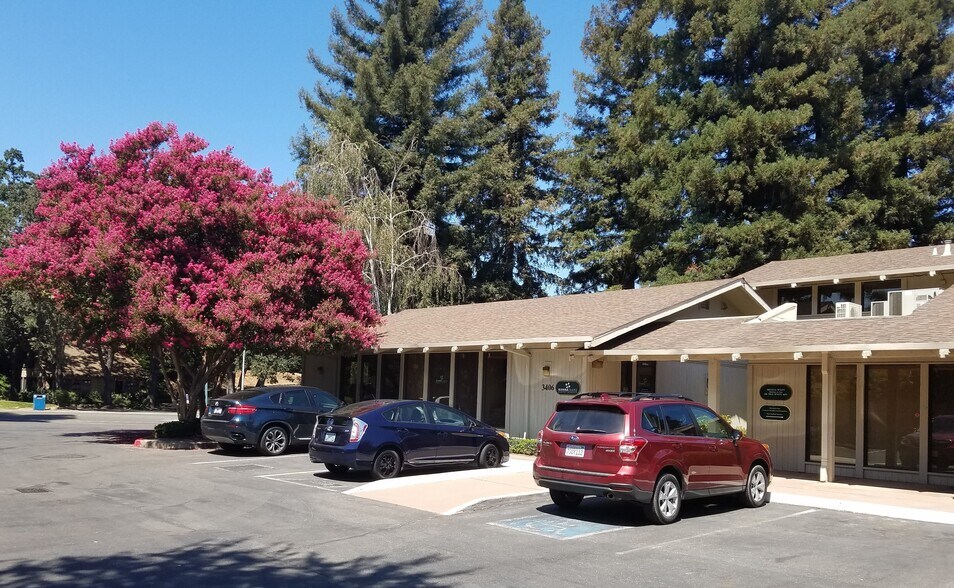 More Photos Of 3406-3436 American River Dr, Sacramento Office For Sale