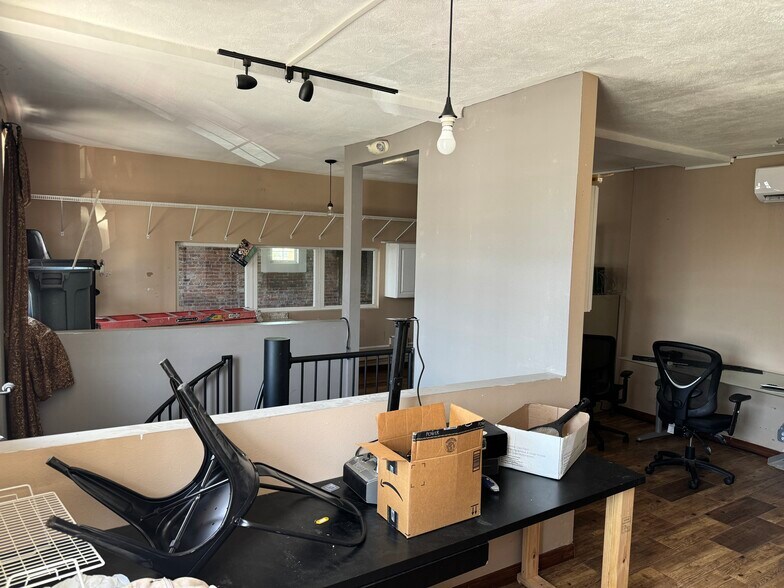 More Photos Of 1525 4th St, Sarasota Restaurant For Lease