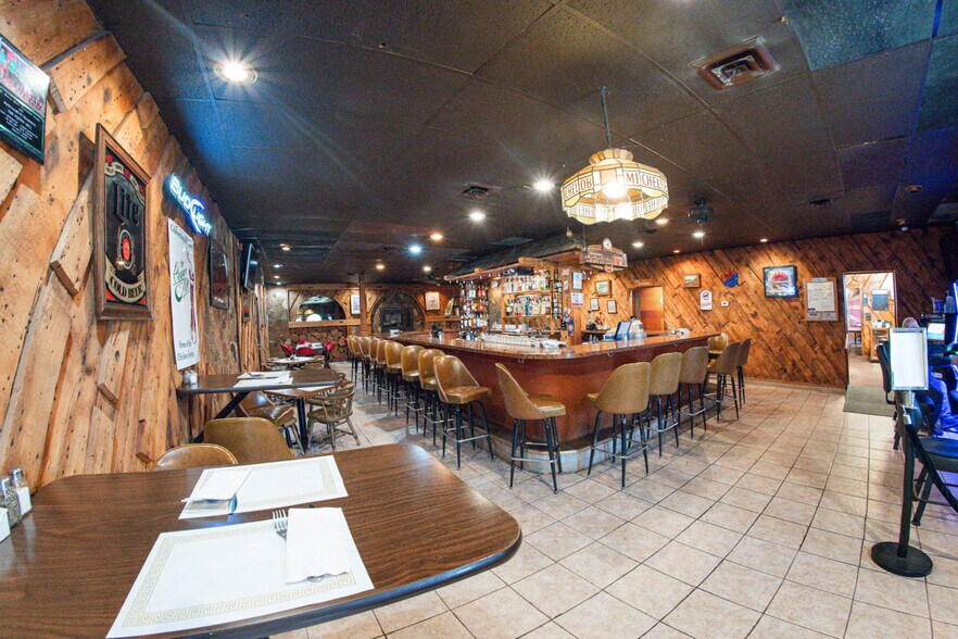 More Photos Of 10 E Hitt St, Mount Morris Restaurant For Sale