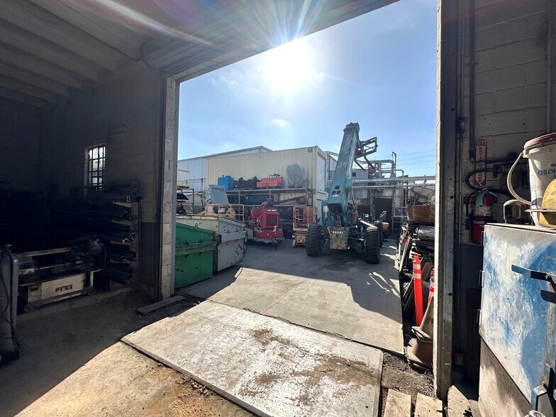 More Photos Of 518 Robert Ave, Santa Clara Service For Sale