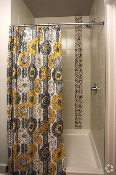 More Photos Of 575 E 4th St, Winston-Salem Apartments For Lease