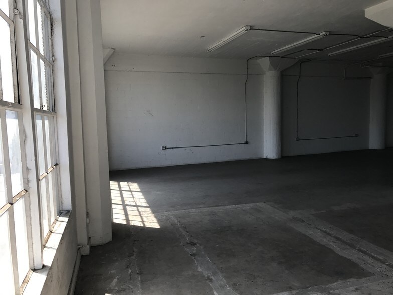 More Photos Of 421 E 6th St, Los Angeles Warehouse For Sale