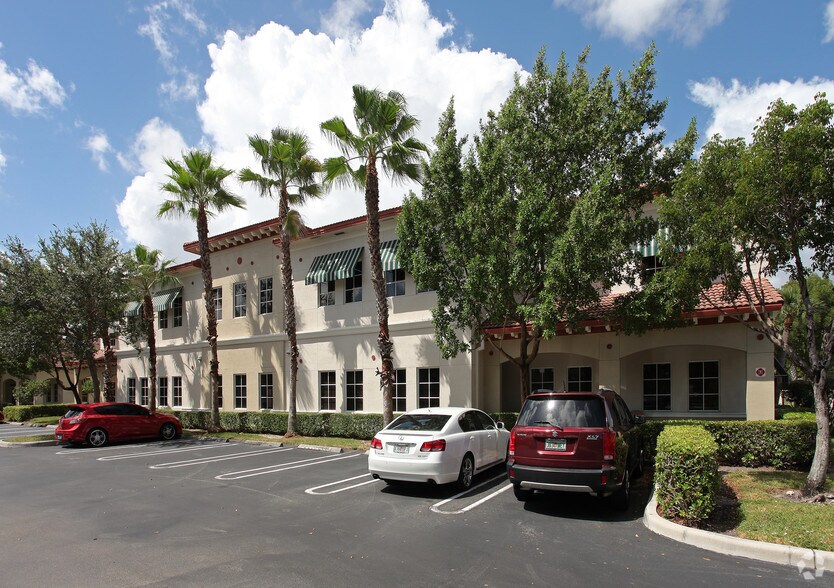 More Photos Of 5521 N University Dr, Coral Springs Office For Sale
