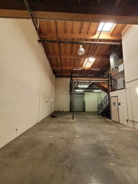 More Photos Of 1139 Westminster Ave, Alhambra Warehouse For Lease