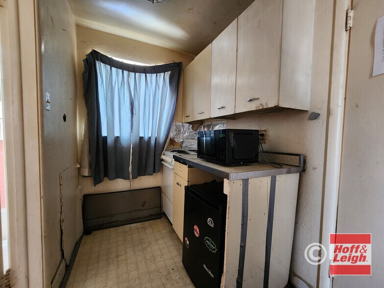 More Photos Of 8828 E Colfax Ave, Denver Hotel For Sale