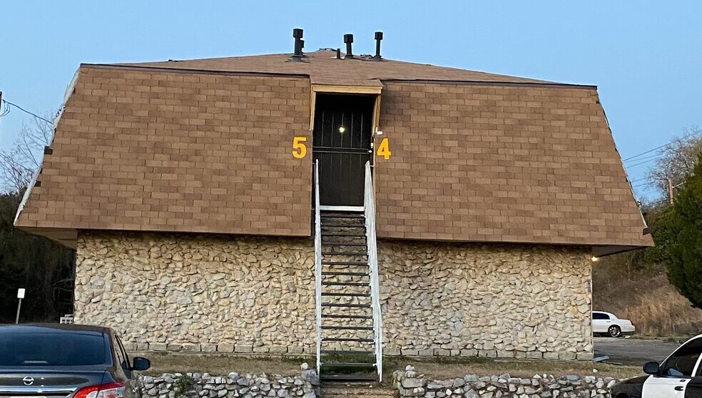 More Photos Of 2553 Lower Wetumpka Rd, Montgomery Apartments For Sale