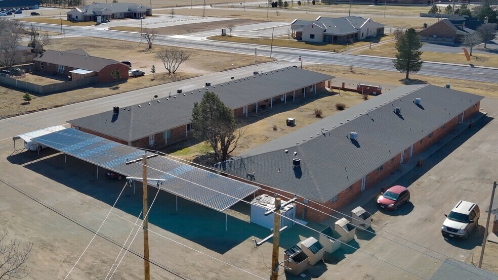 More Photos Of 1725 E 1st St, Dumas Multifamily For Sale