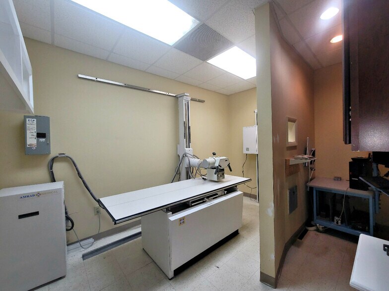 More Photos Of 2356 John Smith Rd, Fayetteville Medical For Lease