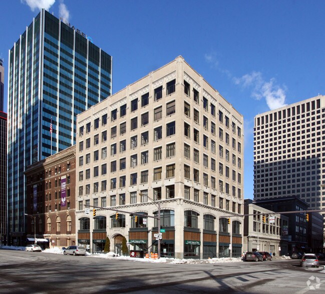 More Photos Of 150 E Broad St, Columbus Office For Lease