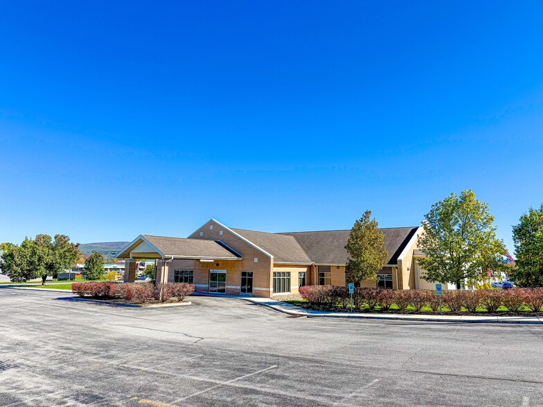 Primary Photo Of 723 Broad St, Duncansville Office For Lease