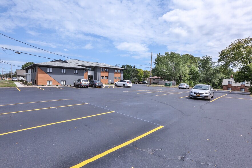 More Photos Of 1400 Portland Ave, Irondequoit Medical For Lease