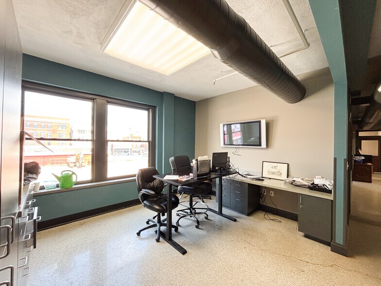 More Photos Of 431 S Jefferson Ave, Springfield Apartments For Lease