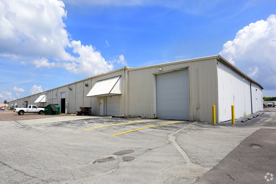 More Photos Of 12200 34th St N, Clearwater Warehouse For Lease
