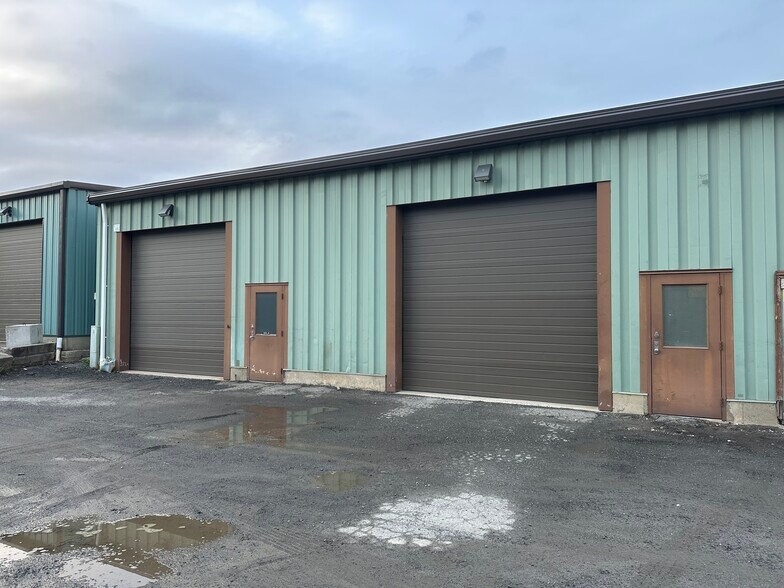 More Photos Of 85 Danbury Rd, New Milford Industrial For Lease