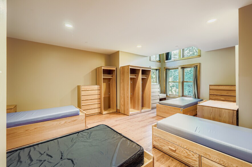 More Photos Of 40 Timberline Dr, Lemont Rehabilitation Center For Sale