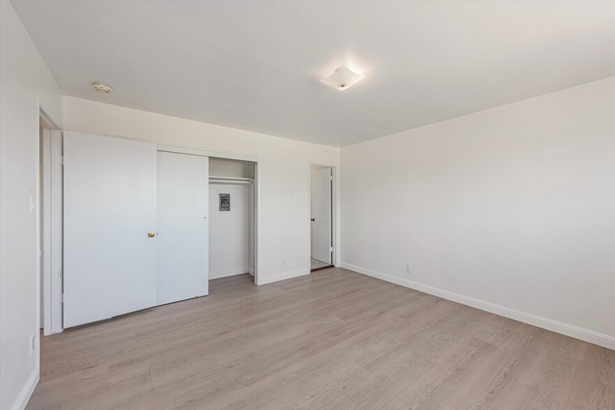 More Photos Of 3404 School St, Oakland Apartments For Sale