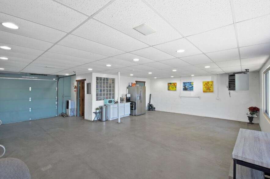 More Photos Of 4267 S Broadway, Englewood Auto Dealership For Sale