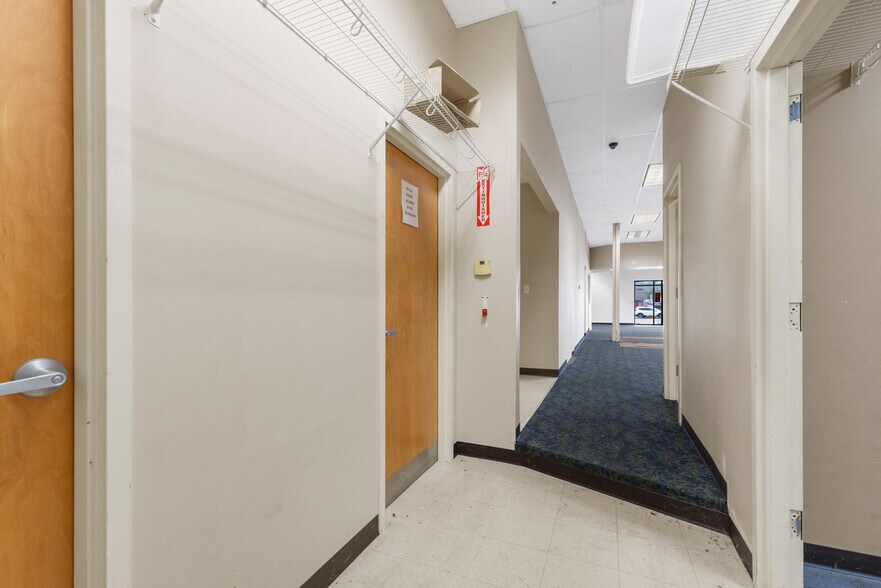 More Photos Of 2420 Argillite Rd, Flatwoods Freestanding For Lease