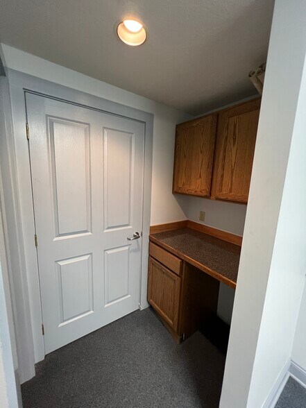 More Photos Of 4831 Darrow Rd, Stow Coworking Space