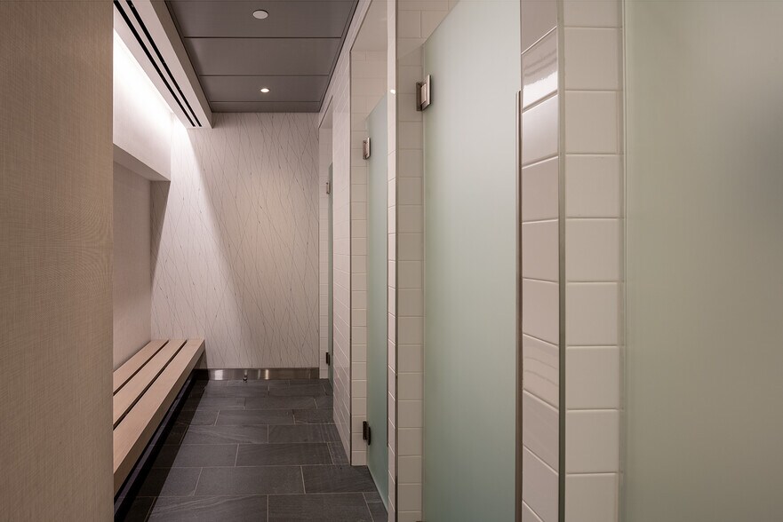 More Photos Of 7500 Old Georgetown Rd, Bethesda Office For Lease