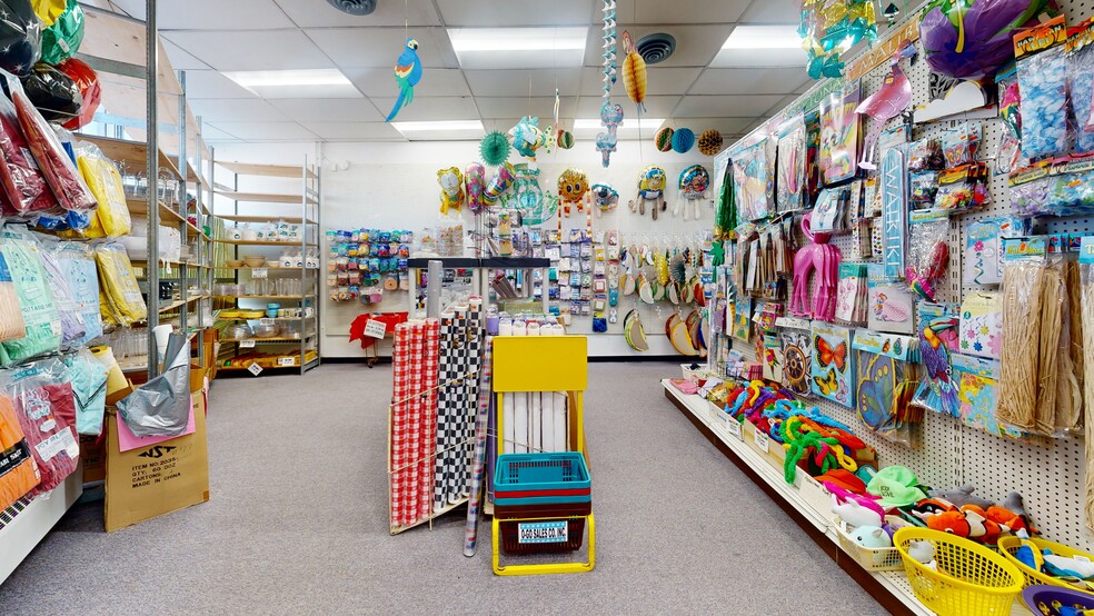 More Photos Of 6401-6403 Erdman Ave, Baltimore Warehouse For Sale