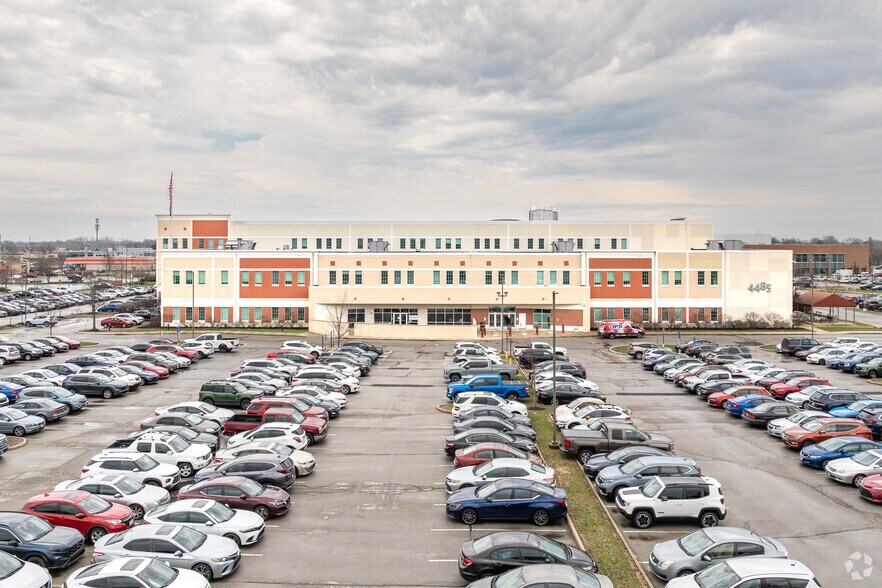 More Photos Of 4485 Northland Ridge Blvd, Columbus Office For Sale