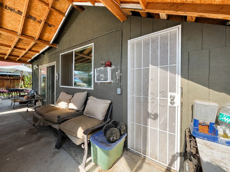 More Photos Of 515 Wilson Ave, Bakersfield Apartments For Sale