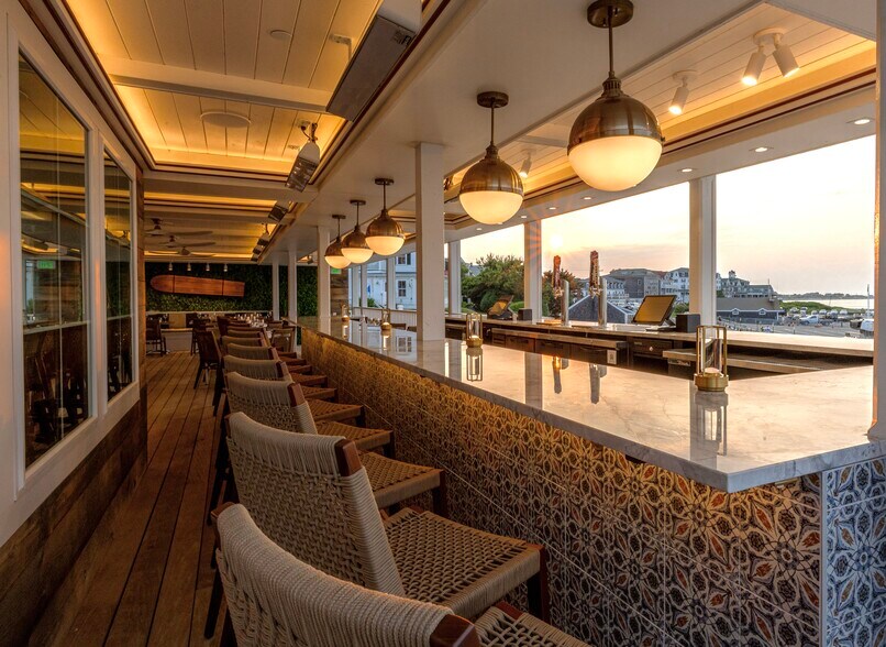 More Photos Of 212 Water St, Block Island Storefront For Sale