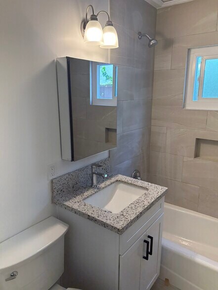 More Photos Of 4209-4221 3rd Ave, San Diego Apartments For Sale