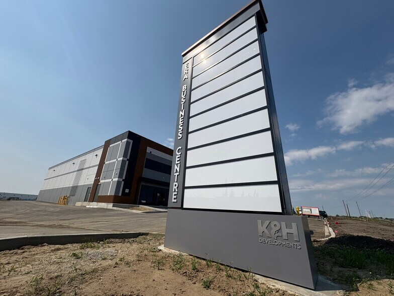 More Photos Of 27645 100 Av, Acheson Warehouse For Lease