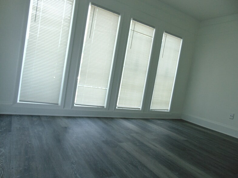 More Photos Of 6277 Memorial Dr, Stone Mountain Medical For Sale