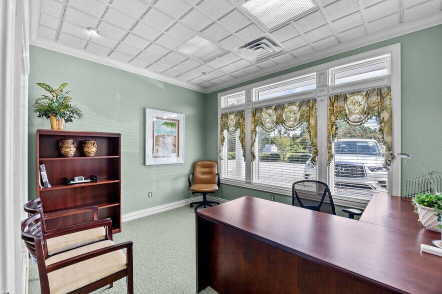 More Photos Of 8468 Caratoke Hwy, Powells Point Bank For Lease