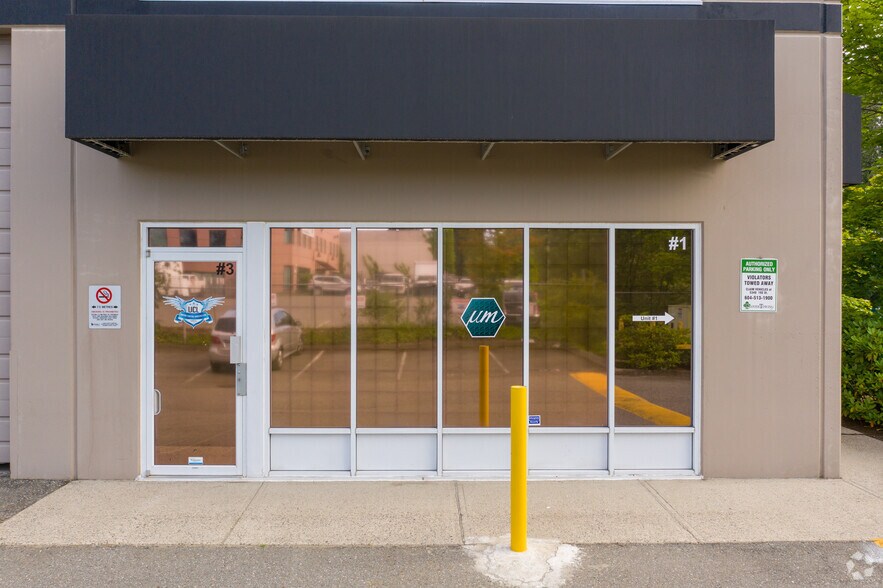 More Photos Of 8333 130th St, Surrey Flex For Sale