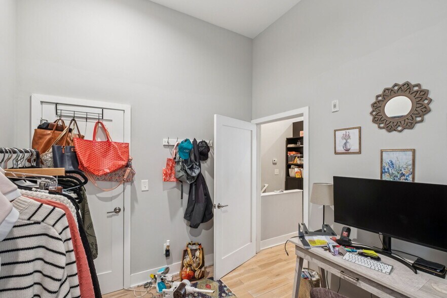 More Photos Of 1516 Green St, Philadelphia Apartments For Sale