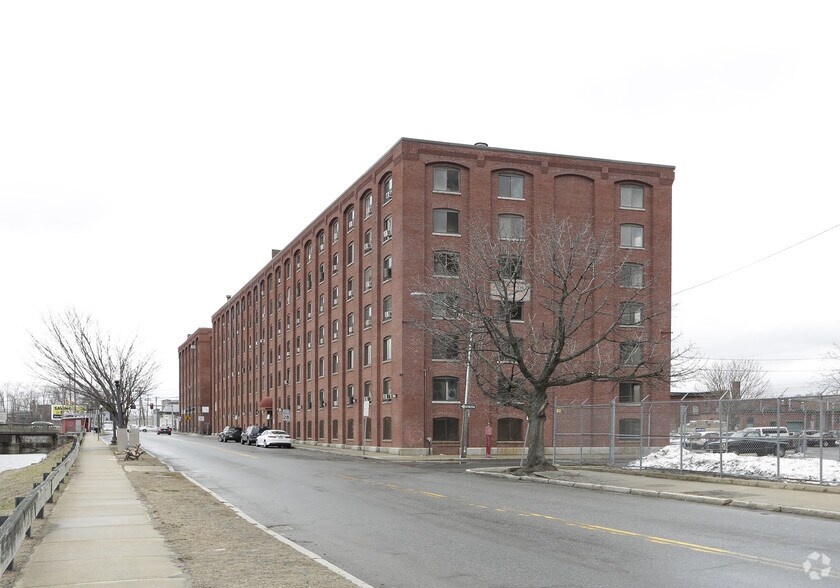 More Photos Of 599 Canal St, Lawrence Loft Creative Space For Lease