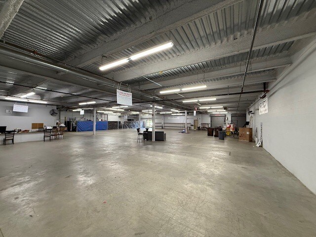 More Photos Of 2315 Catawba Valley Blvd SE, Hickory Unknown For Lease