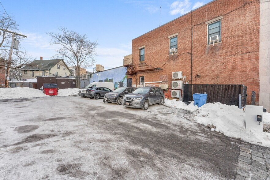 More Photos Of 4258-4264 Washington St, Roslindale Storefront Retail Office For Lease