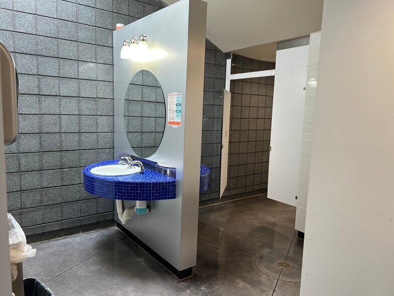 More Photos Of 5310 S Alston Ave, Durham Medical For Sale