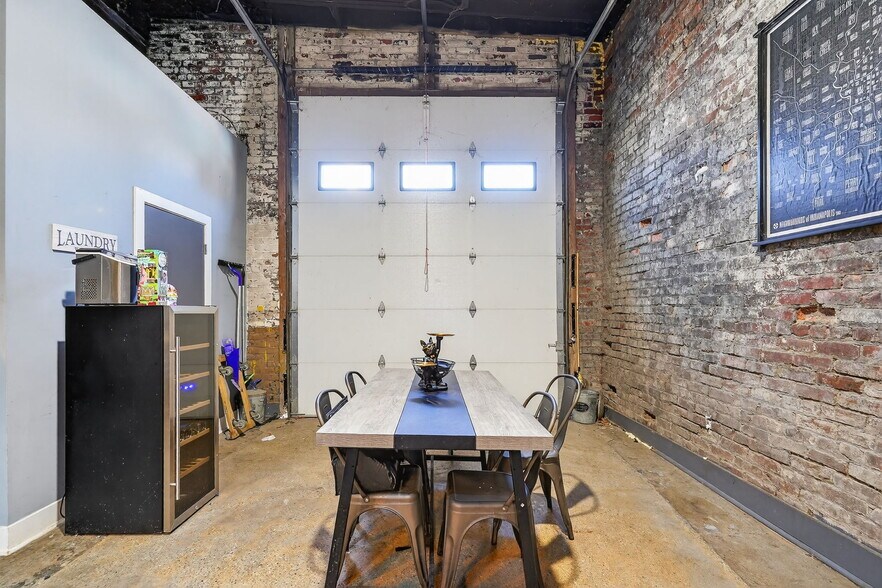 More Photos Of 1628 E Bates St, Indianapolis Warehouse For Sale