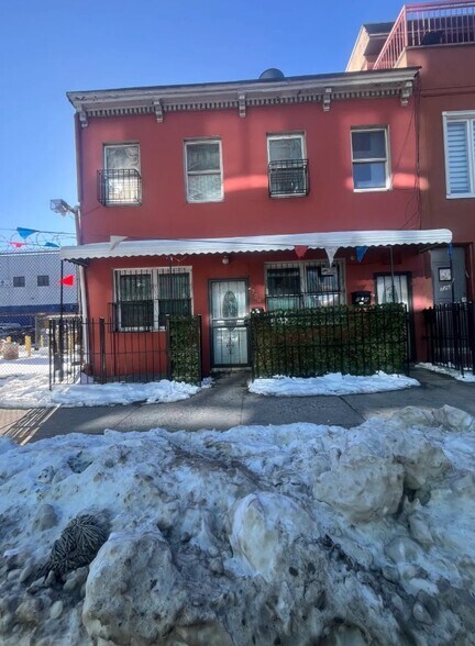 Primary Photo Of 728 Myrtle Ave, Brooklyn Office Residential For Sale