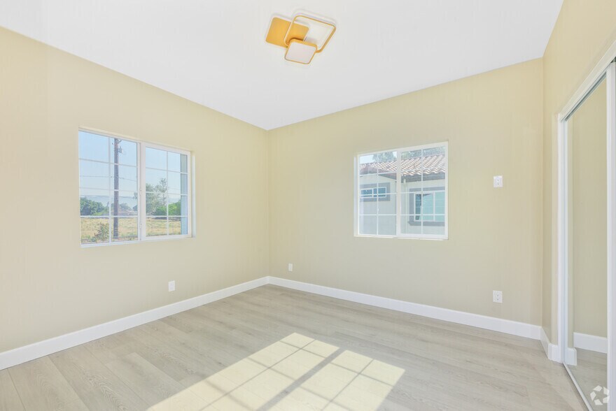 More Photos Of 15909 Merrill Ave, Fontana Apartments For Sale