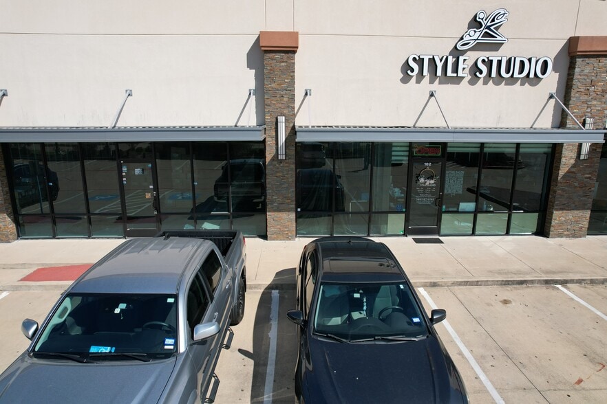 More Photos Of 5030 Franz Rd, Katy Unknown For Lease