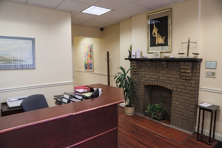 More Photos Of 412 H St NE, Washington Office For Lease