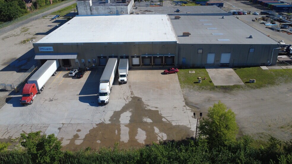 More Photos Of 3600 Elm Ave, Portsmouth Warehouse For Lease