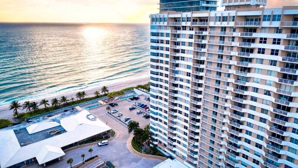Primary Photo Of 1980 S Ocean Dr, Hallandale Beach Apartments For Lease