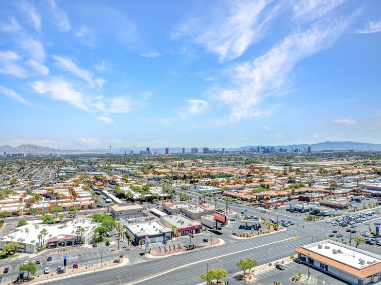 More Photos Of 6700 W Charleston Blvd, Las Vegas Freestanding For Lease